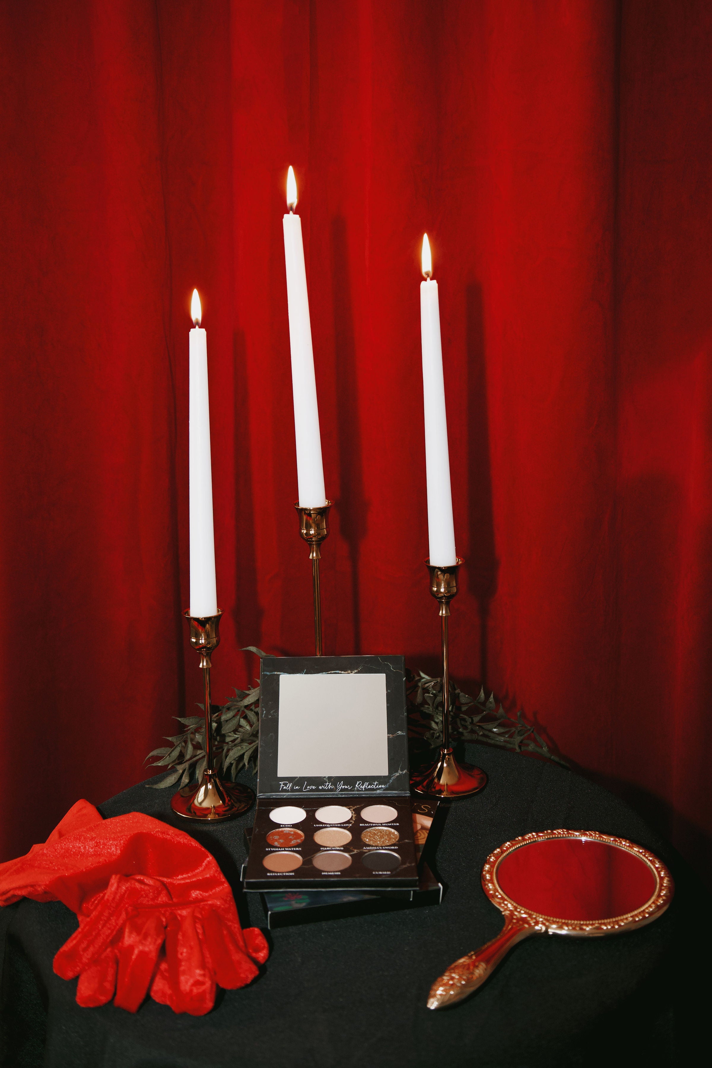 Narcissus Eyeshadow Palette