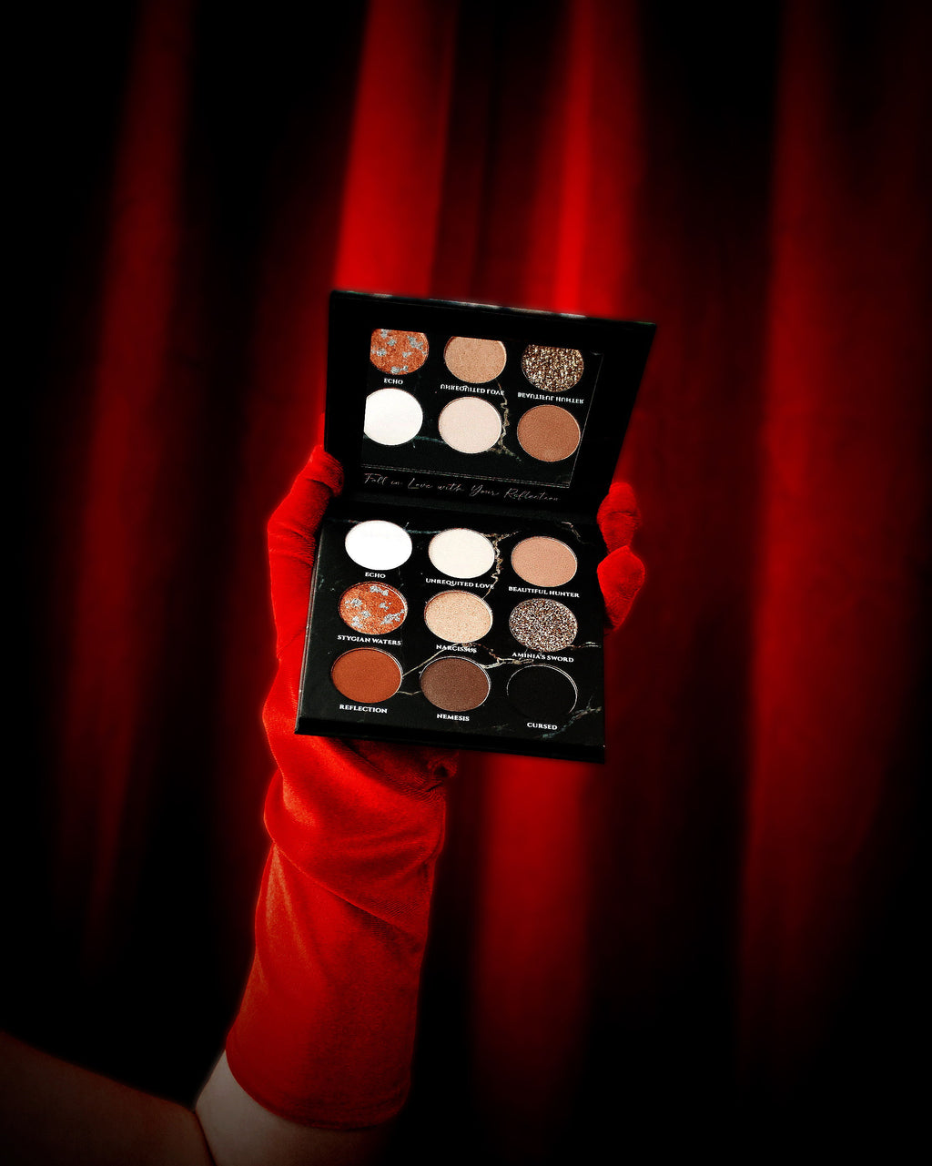 Narcissus Eyeshadow Palette
